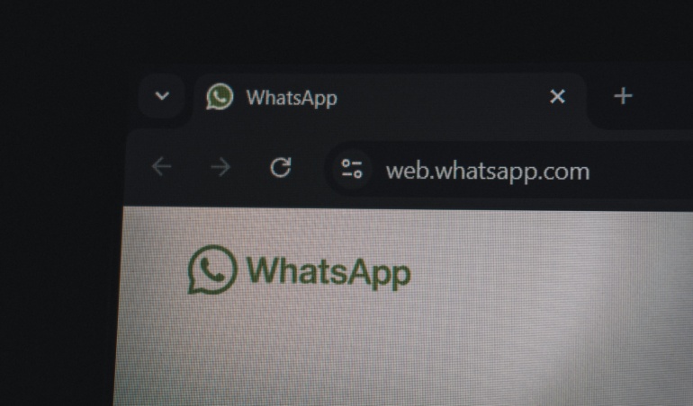 Desvendando a Automação com a API Oficial do WhatsApp: Potencialize sua Comunicação com IA